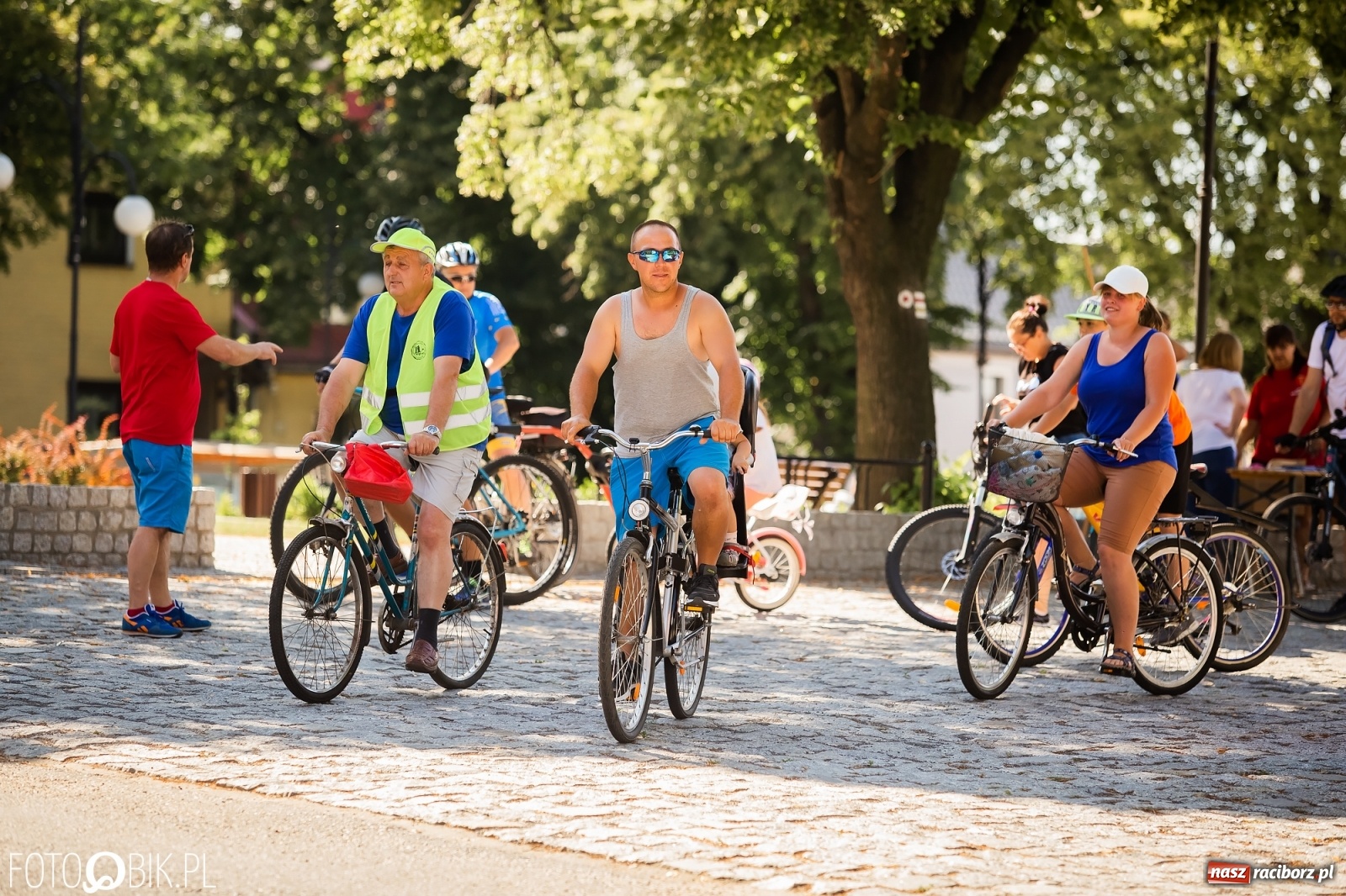 Zdjęcie w galerii na portalu naszraciborz.pl: Mieszkańcy Krzanowic i ich goście wrócili na rowerowy szlak wiadomości z regionu