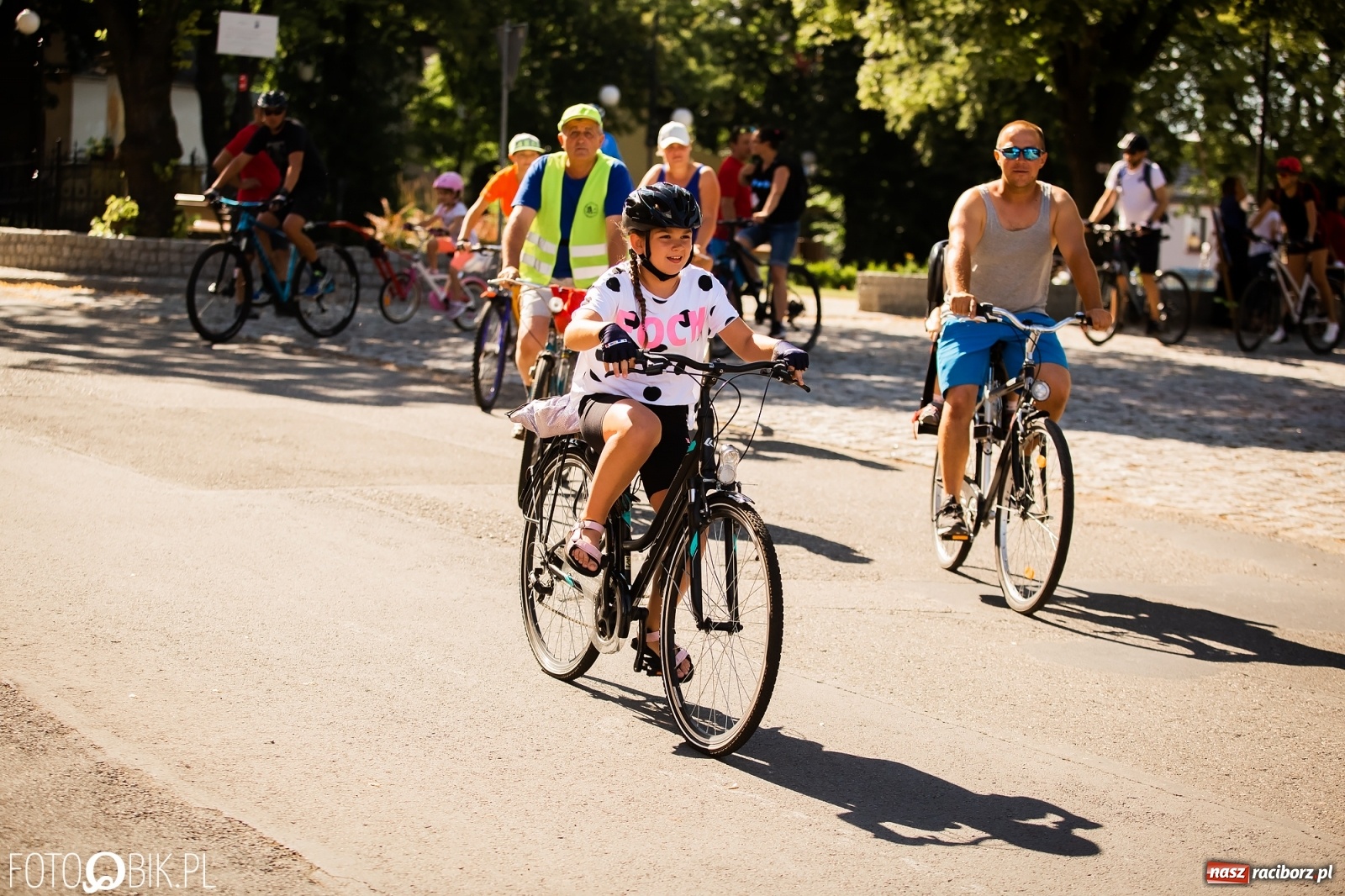 Zdjęcie w galerii na portalu naszraciborz.pl: Mieszkańcy Krzanowic i ich goście wrócili na rowerowy szlak wiadomości z regionu