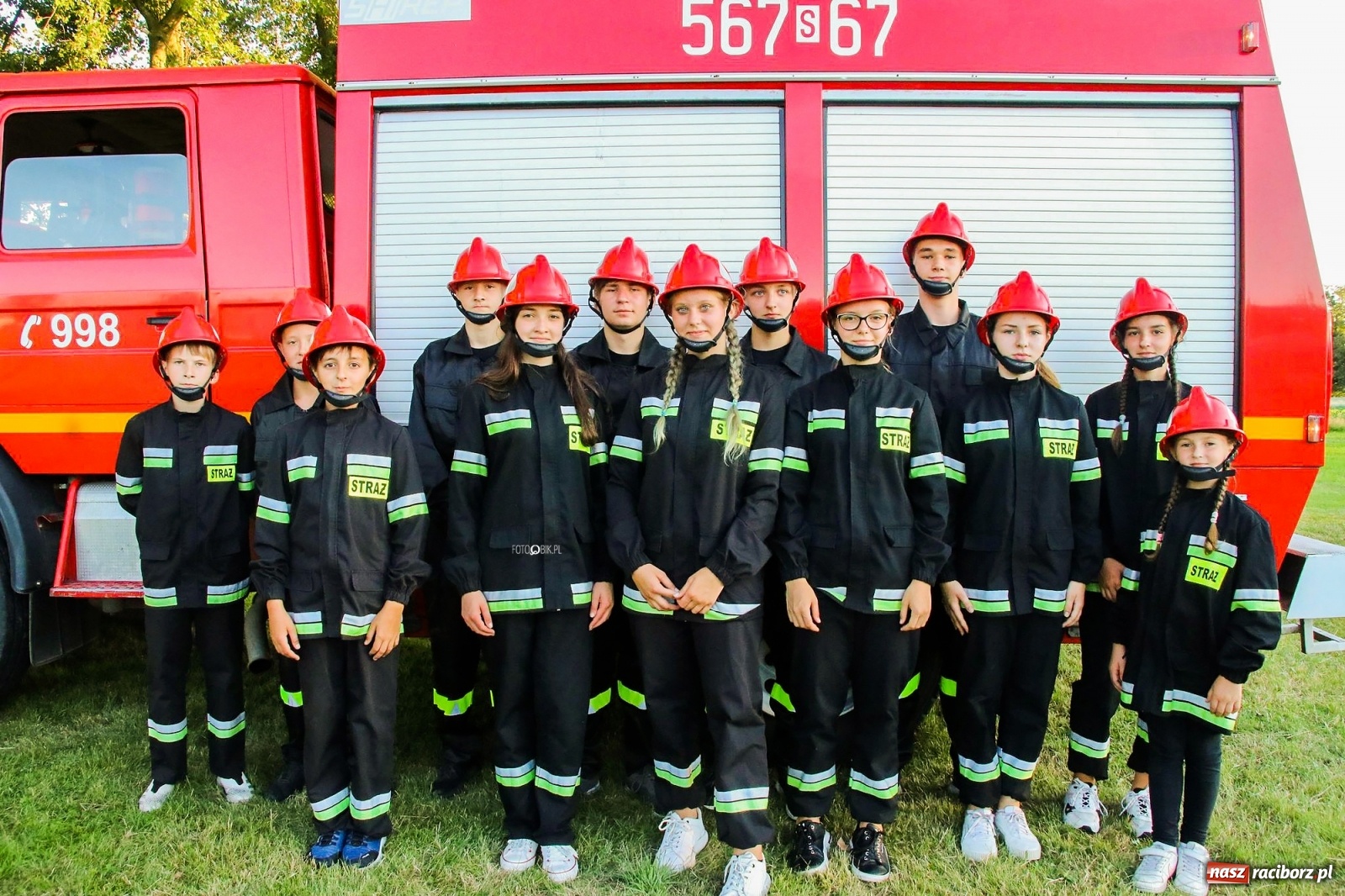 Zdjęcie w galerii na portalu naszraciborz.pl: Bieńkowice gotowe na zawody. Zaczęli od pokazów MDP wiadomości z regionu