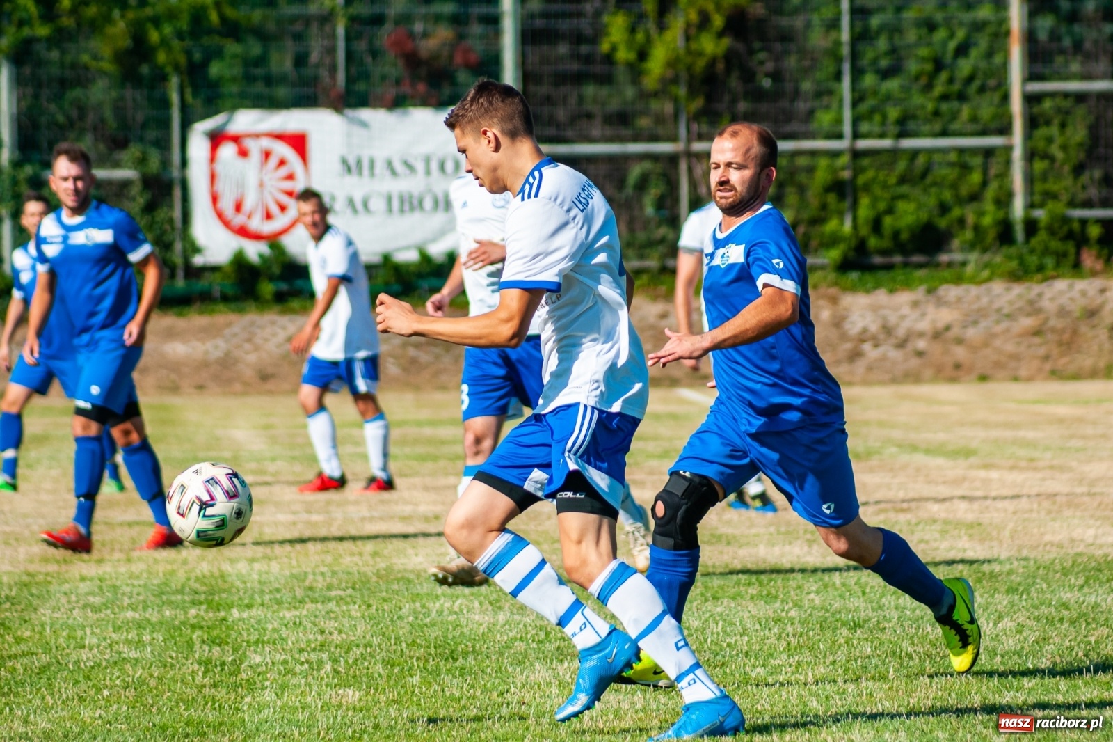 Zdjęcie w galerii na portalu naszraciborz.pl: B klasa. Wysokie zwycięstwo Markowic na zakończenie sezonu [FOTO] wiadomości z regionu