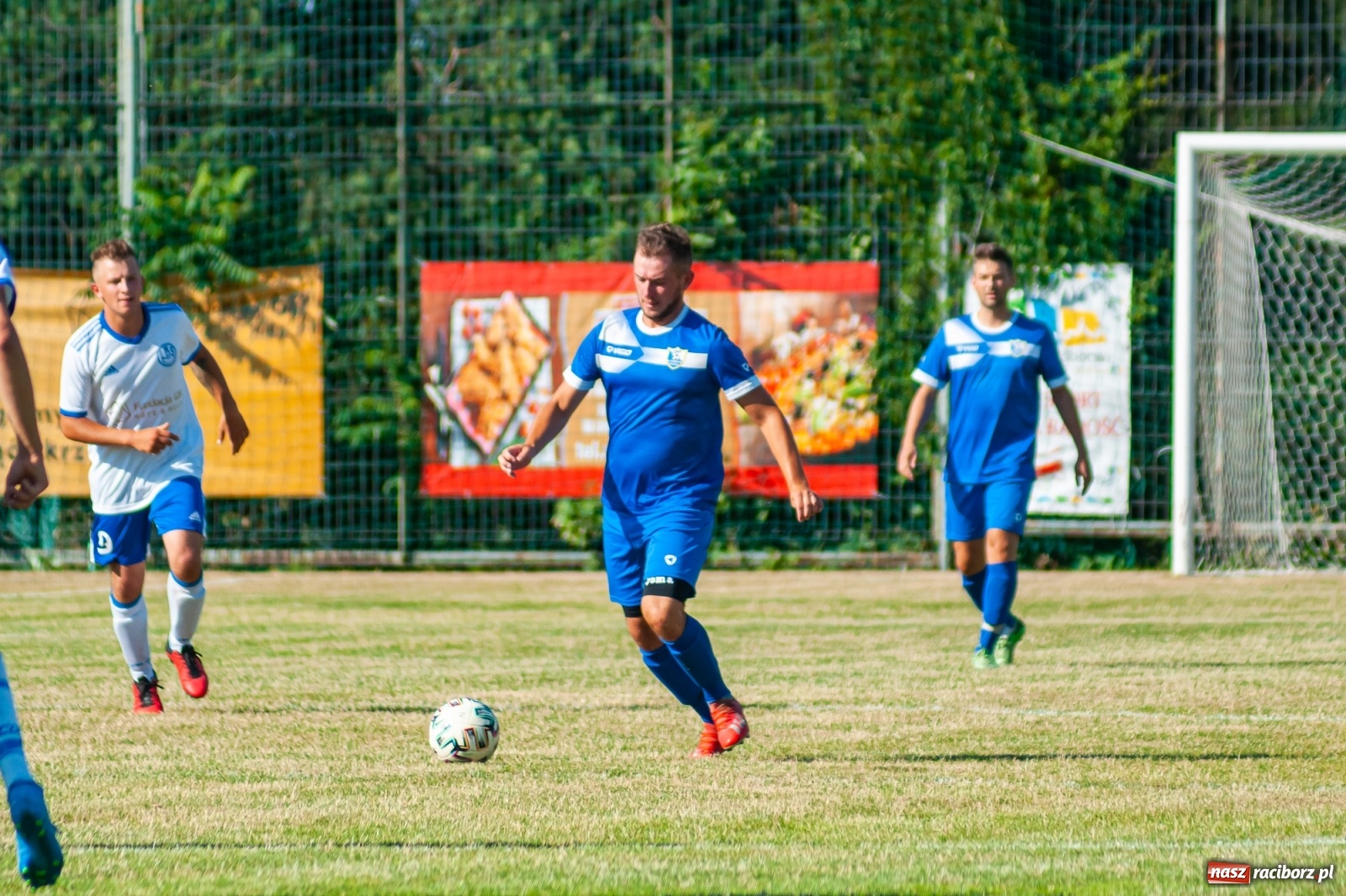 Zdjęcie w galerii na portalu naszraciborz.pl: B klasa. Wysokie zwycięstwo Markowic na zakończenie sezonu [FOTO] wiadomości z regionu