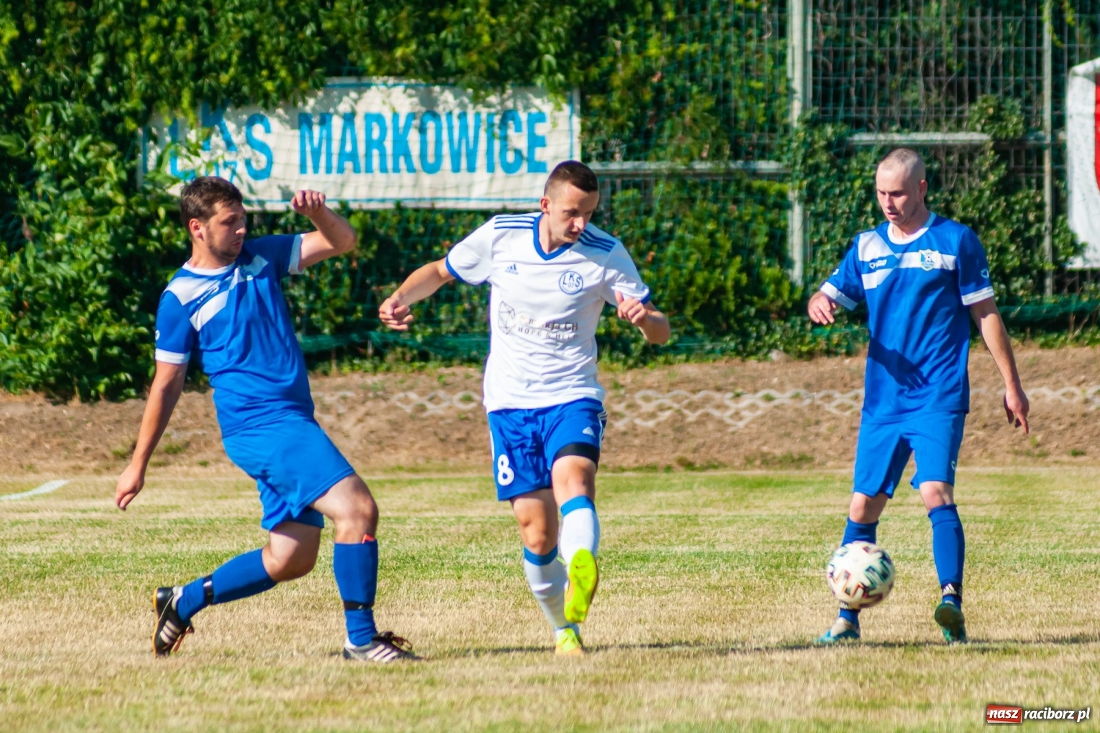Zdjęcie w galerii na portalu naszraciborz.pl: B klasa. Wysokie zwycięstwo Markowic na zakończenie sezonu [FOTO] wiadomości z regionu