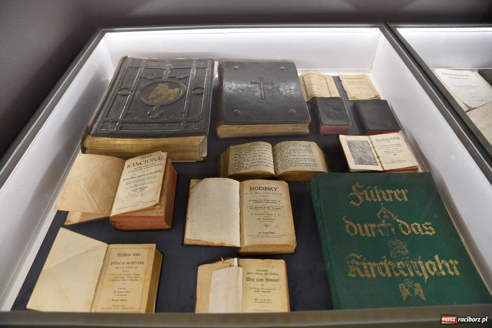 Zdjęcie w galerii na portalu naszraciborz.pl: Borucin pełen skarbów. We wsi otwarto izbę regionalną [FOTO i WIDEO] wiadomości z regionu