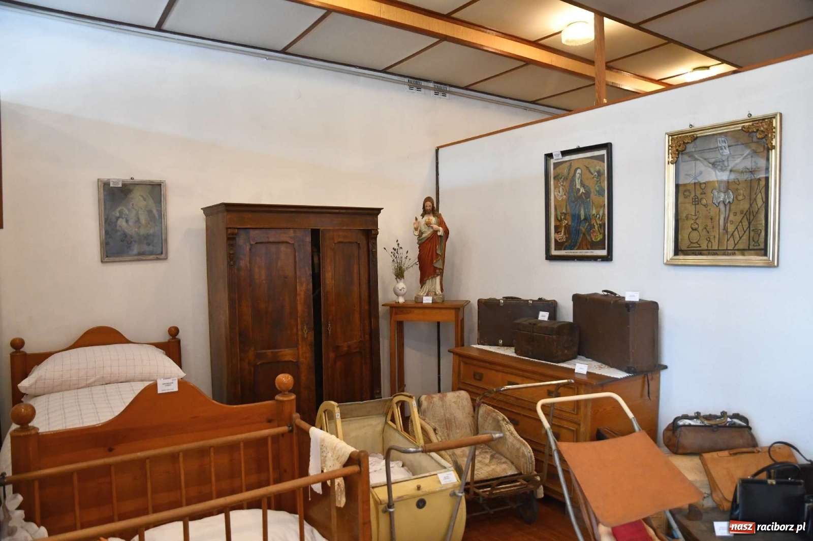 Zdjęcie w galerii na portalu naszraciborz.pl: Borucin pełen skarbów. We wsi otwarto izbę regionalną [FOTO i WIDEO] wiadomości z regionu