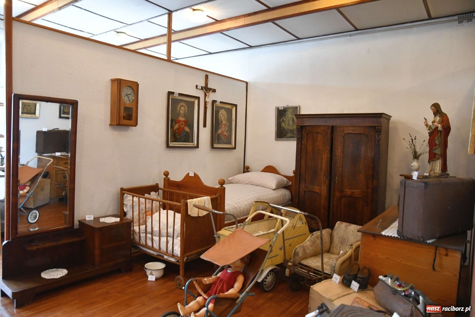 Zdjęcie w galerii na portalu naszraciborz.pl: Borucin pełen skarbów. We wsi otwarto izbę regionalną [FOTO i WIDEO] wiadomości z regionu