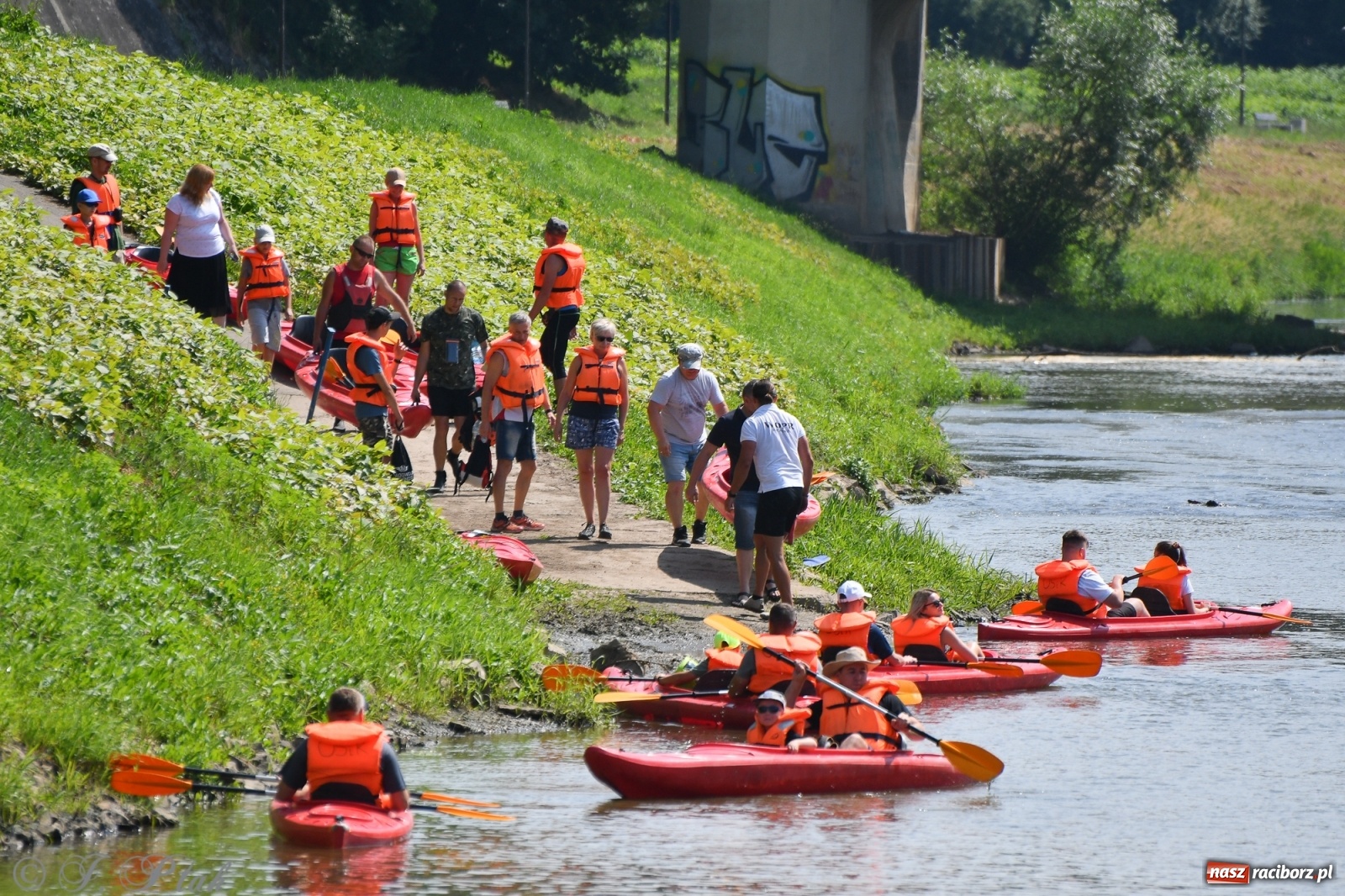Zdjęcie w galerii na portalu naszraciborz.pl: Na te atrakcje OSiR-u nie brakuje chętnych wiadomości z regionu
