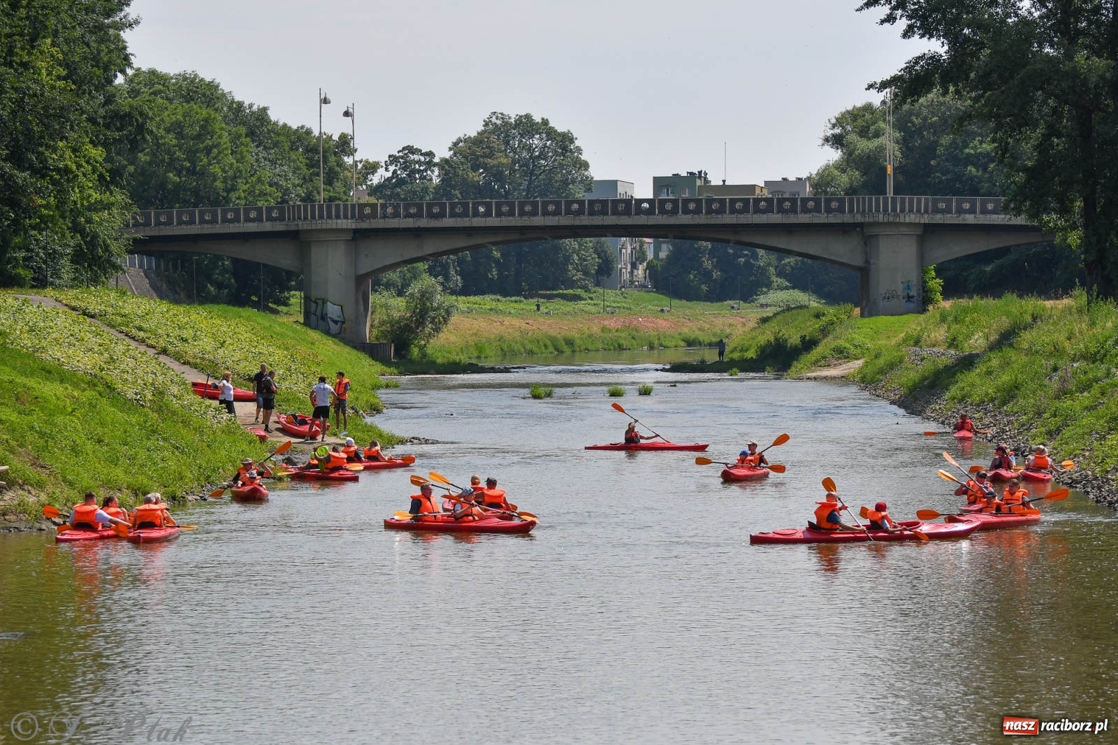 Zdjęcie w galerii na portalu naszraciborz.pl: Na te atrakcje OSiR-u nie brakuje chętnych wiadomości z regionu