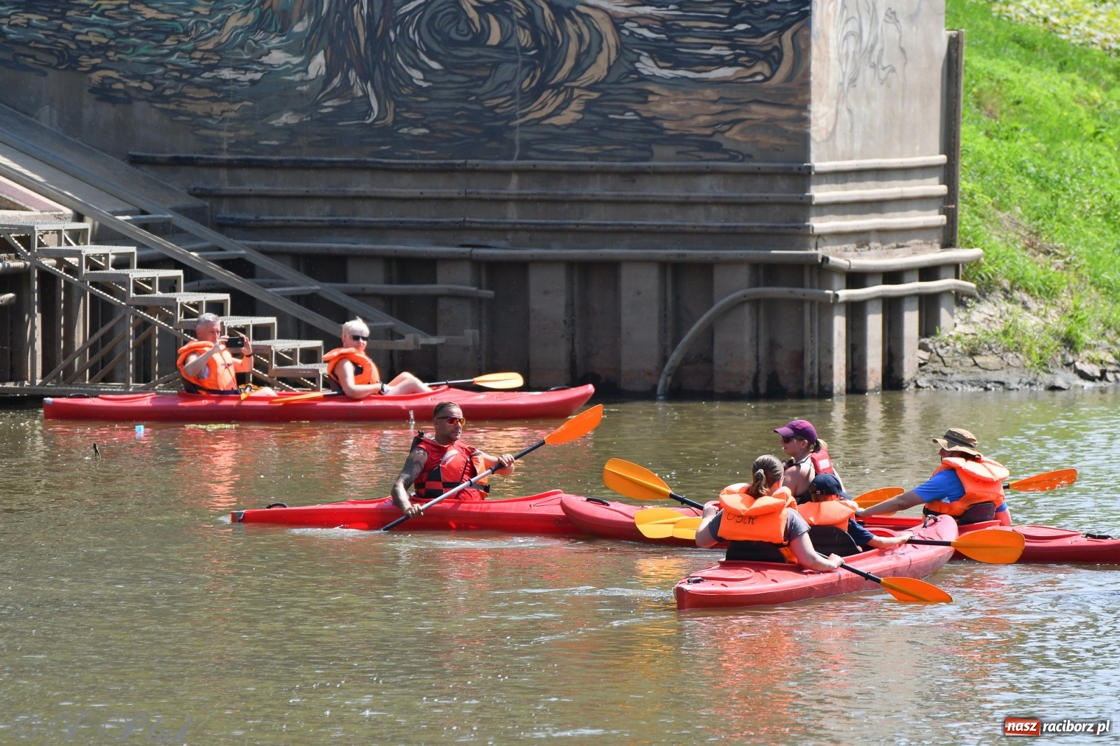 Zdjęcie w galerii na portalu naszraciborz.pl: Na te atrakcje OSiR-u nie brakuje chętnych wiadomości z regionu