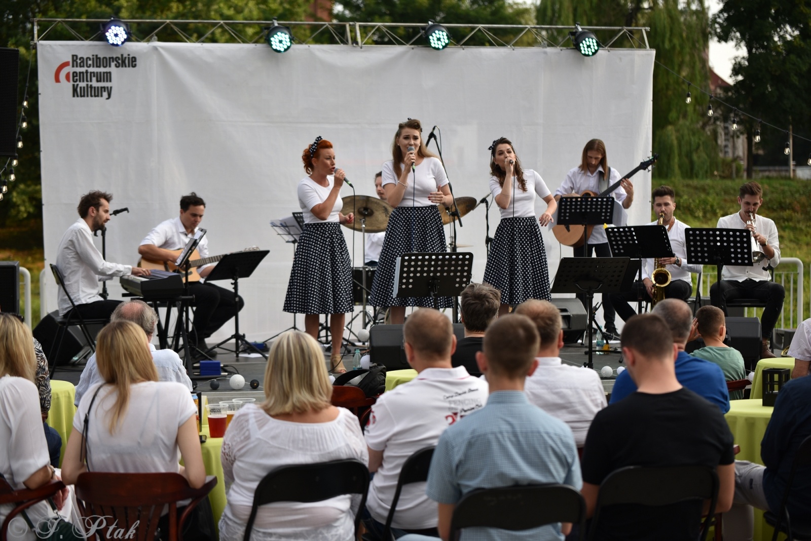 Zdjęcie w galerii na portalu naszraciborz.pl: Jazzowy power na bulwarach nad Odrą wiadomości z regionu