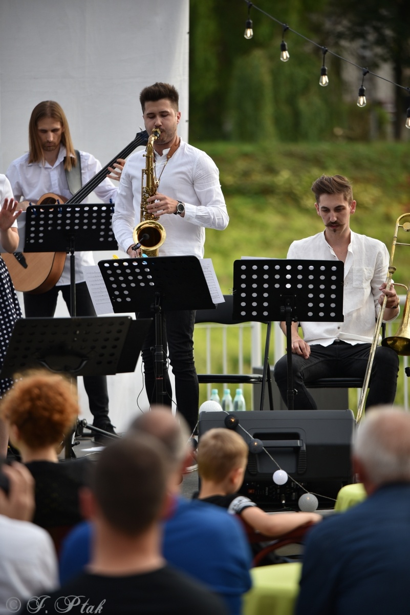 Zdjęcie w galerii na portalu naszraciborz.pl: Jazzowy power na bulwarach nad Odrą wiadomości z regionu