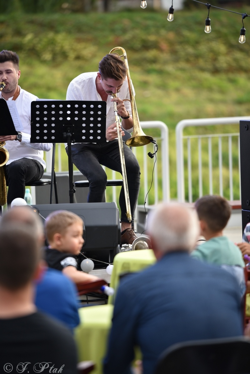 Zdjęcie w galerii na portalu naszraciborz.pl: Jazzowy power na bulwarach nad Odrą wiadomości z regionu