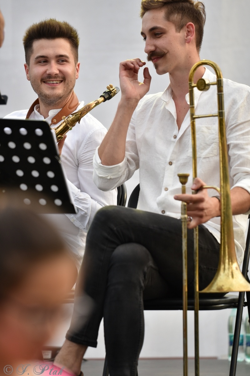 Zdjęcie w galerii na portalu naszraciborz.pl: Jazzowy power na bulwarach nad Odrą wiadomości z regionu