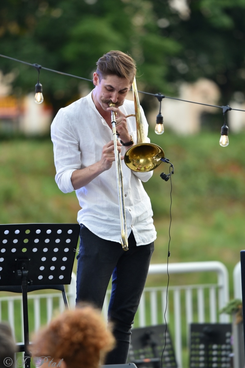 Zdjęcie w galerii na portalu naszraciborz.pl: Jazzowy power na bulwarach nad Odrą wiadomości z regionu