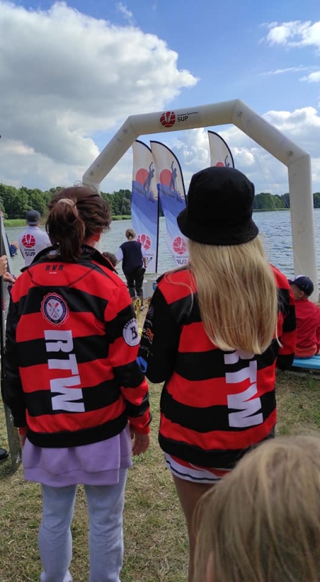 Zdjęcie w galerii na portalu naszraciborz.pl: Sukcesy zawodników Towarzystwa Wioślarskiego na Wałcz Sup Race [FOTO] wiadomości z regionu