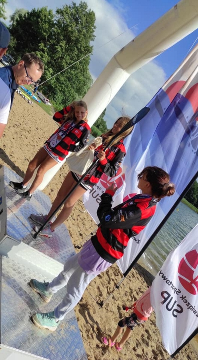 Zdjęcie w galerii na portalu naszraciborz.pl: Sukcesy zawodników Towarzystwa Wioślarskiego na Wałcz Sup Race [FOTO] wiadomości z regionu