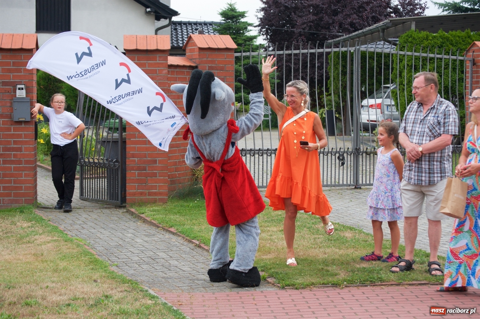 Zdjęcie w galerii na portalu naszraciborz.pl: Tak po strażacku bawiły się wczoraj Bieńkowice [FOTO] wiadomości z regionu