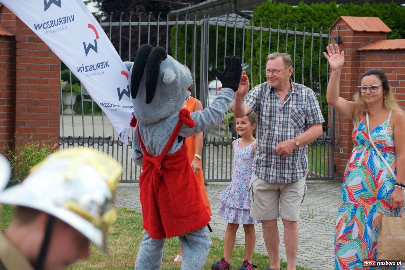 Zdjęcie w galerii na portalu naszraciborz.pl: Tak po strażacku bawiły się wczoraj Bieńkowice [FOTO] wiadomości z regionu