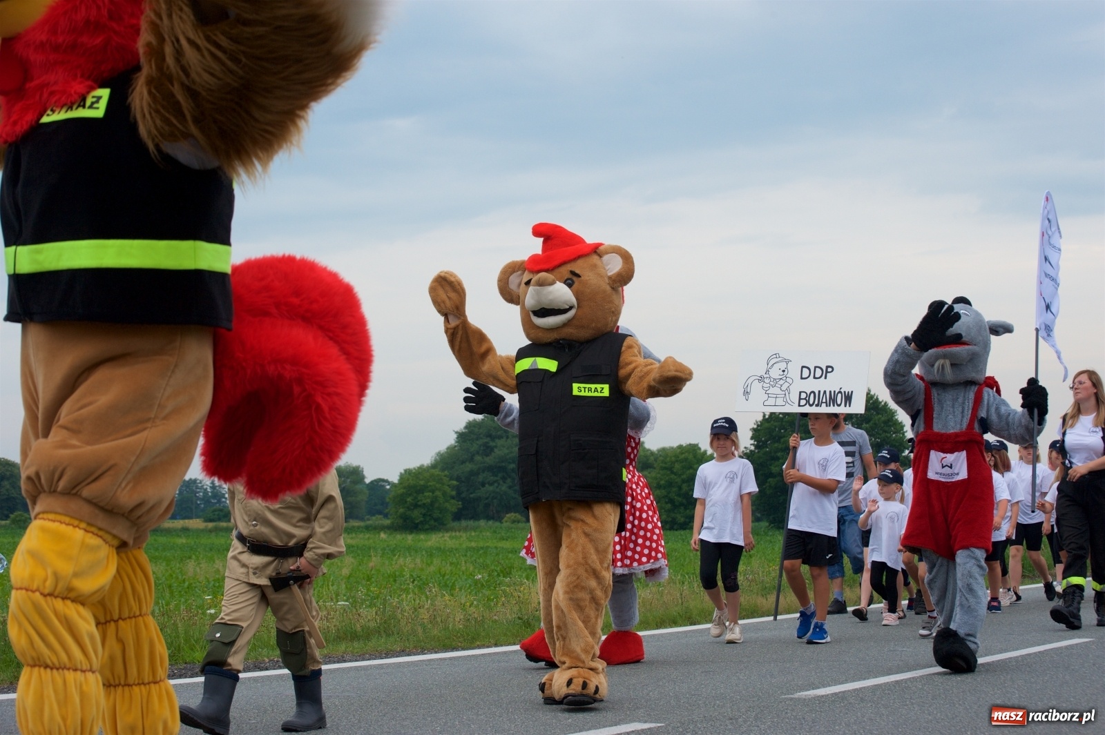 Zdjęcie w galerii na portalu naszraciborz.pl: Tak po strażacku bawiły się wczoraj Bieńkowice [FOTO] wiadomości z regionu