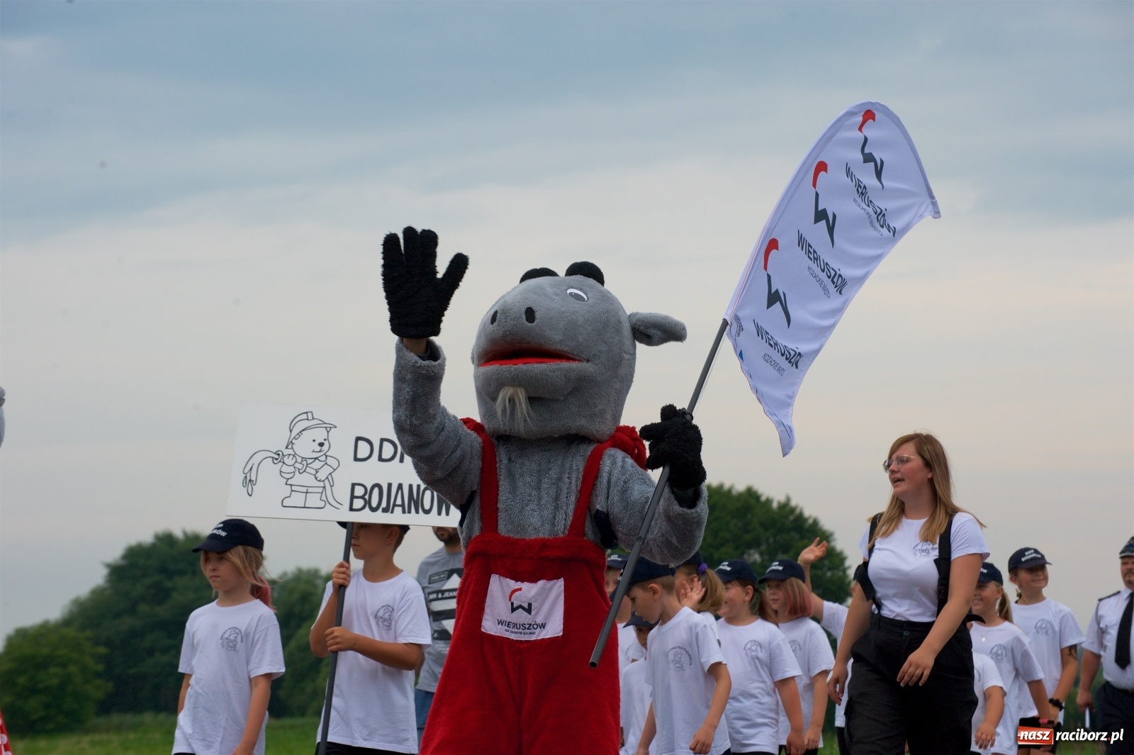 Zdjęcie w galerii na portalu naszraciborz.pl: Tak po strażacku bawiły się wczoraj Bieńkowice [FOTO] wiadomości z regionu