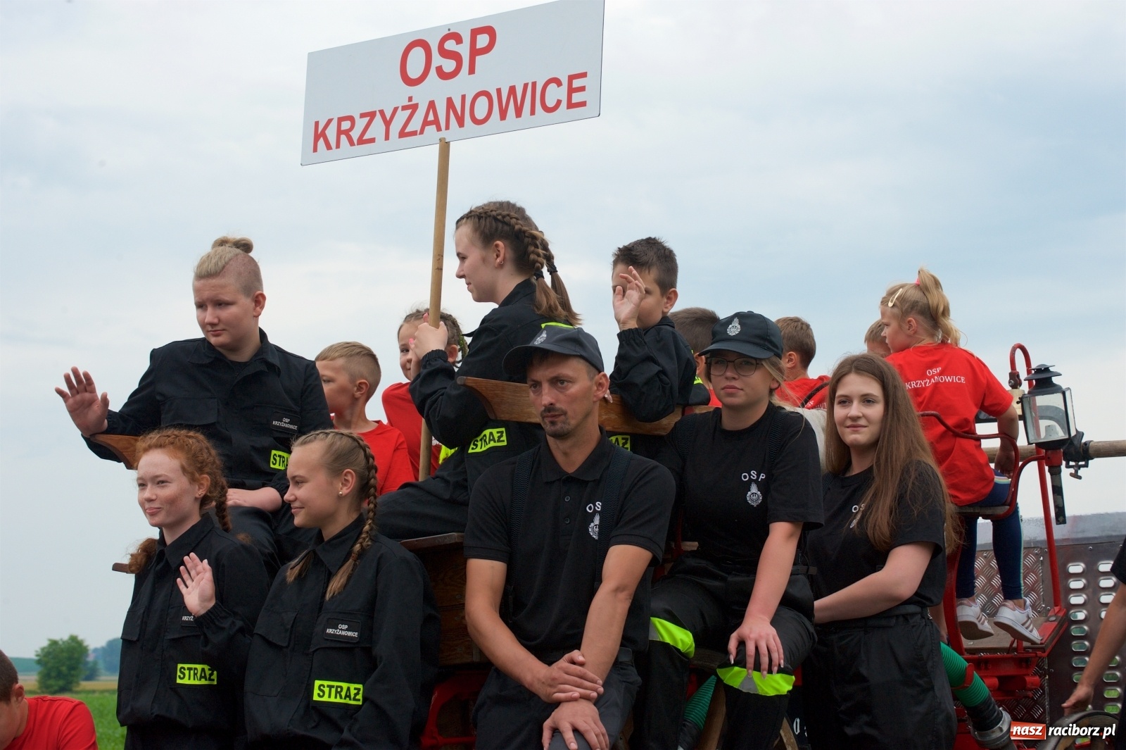 Zdjęcie w galerii na portalu naszraciborz.pl: Tak po strażacku bawiły się wczoraj Bieńkowice [FOTO] wiadomości z regionu