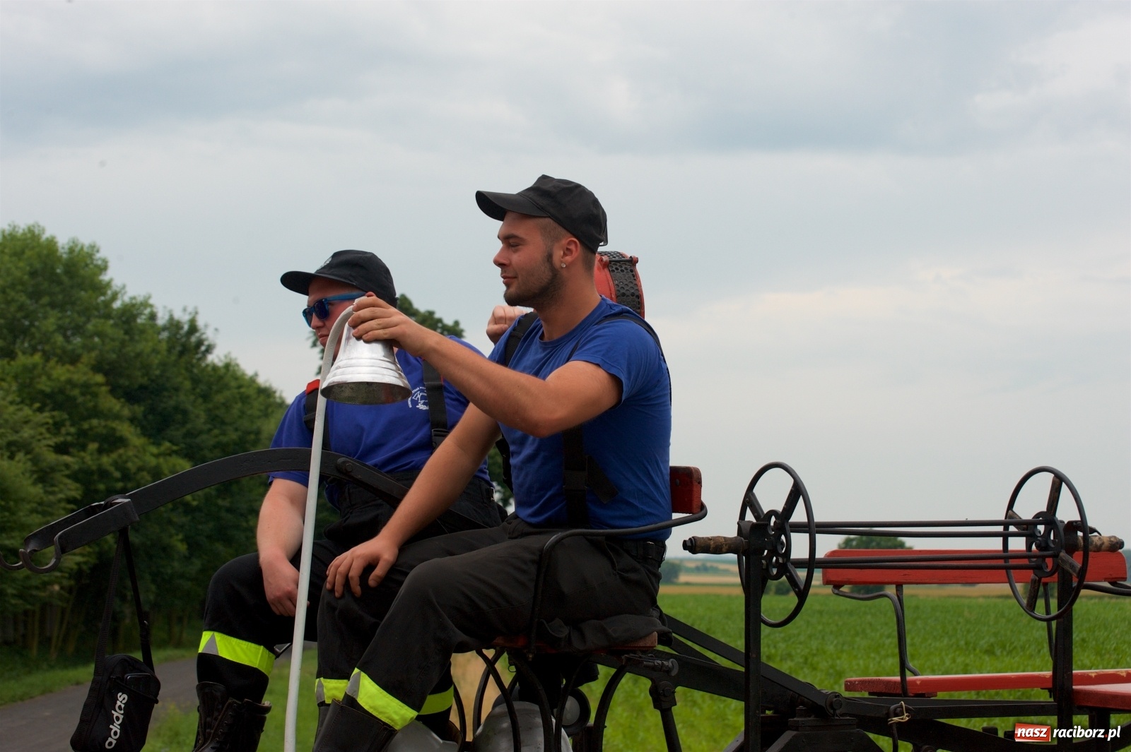 Zdjęcie w galerii na portalu naszraciborz.pl: Tak po strażacku bawiły się wczoraj Bieńkowice [FOTO] wiadomości z regionu