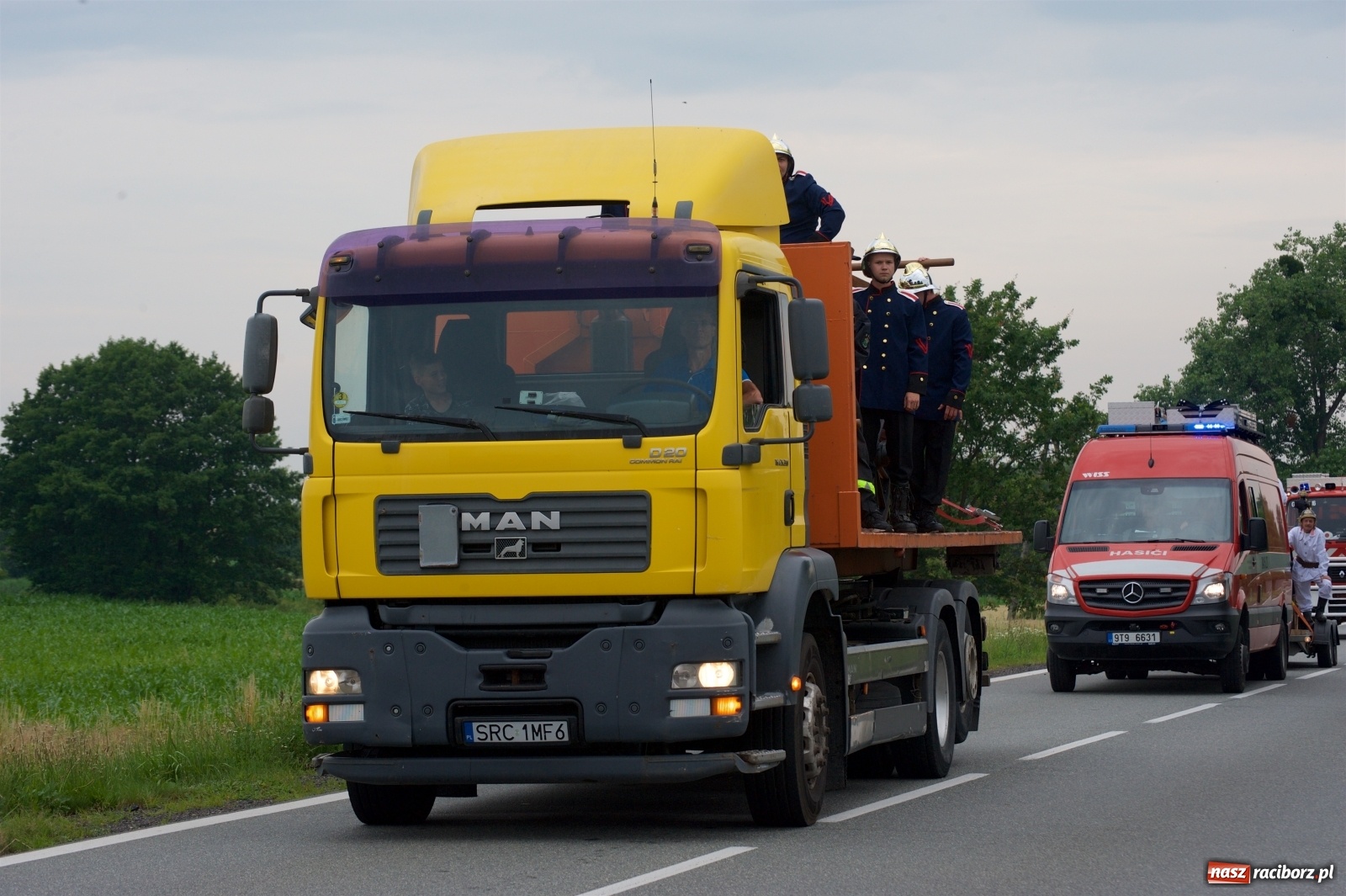 Zdjęcie w galerii na portalu naszraciborz.pl: Tak po strażacku bawiły się wczoraj Bieńkowice [FOTO] wiadomości z regionu