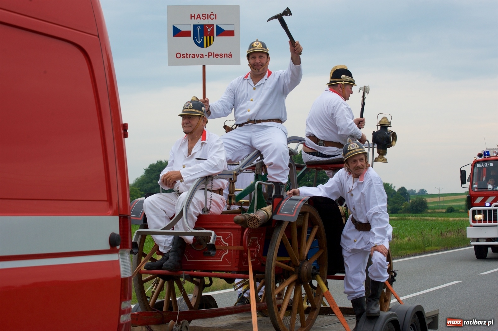 Zdjęcie w galerii na portalu naszraciborz.pl: Tak po strażacku bawiły się wczoraj Bieńkowice [FOTO] wiadomości z regionu