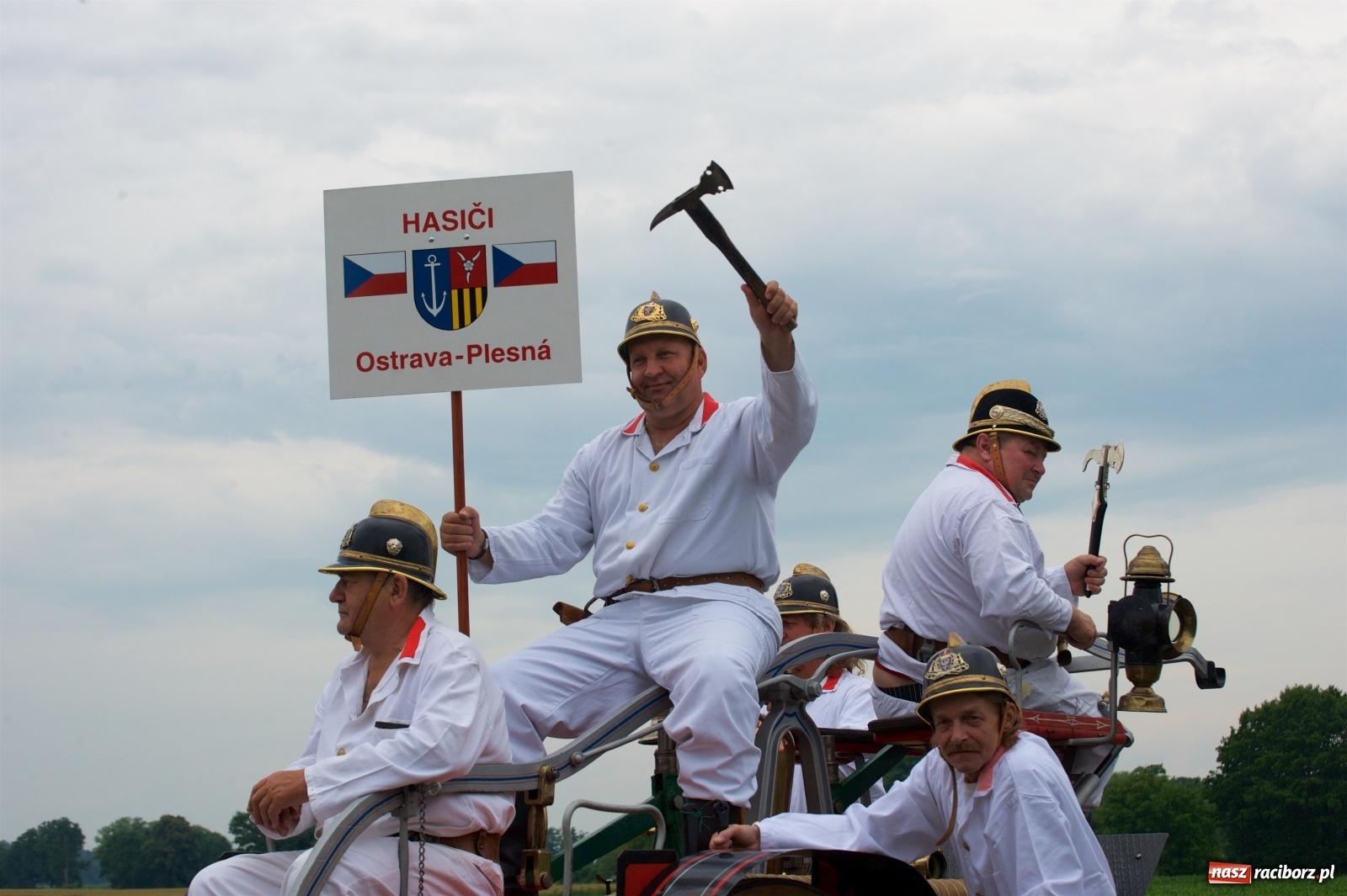 Zdjęcie w galerii na portalu naszraciborz.pl: Tak po strażacku bawiły się wczoraj Bieńkowice [FOTO] wiadomości z regionu
