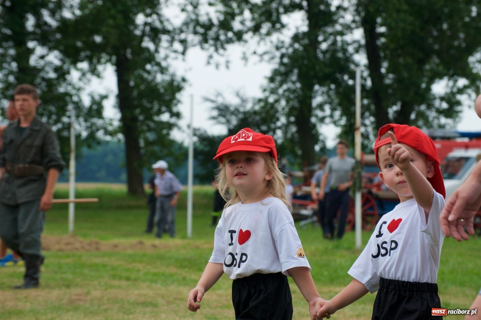Zdjęcie w galerii na portalu naszraciborz.pl: Tak po strażacku bawiły się wczoraj Bieńkowice [FOTO] wiadomości z regionu