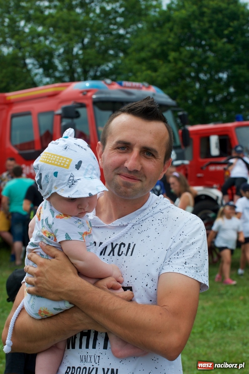 Zdjęcie w galerii na portalu naszraciborz.pl: Tak po strażacku bawiły się wczoraj Bieńkowice [FOTO] wiadomości z regionu