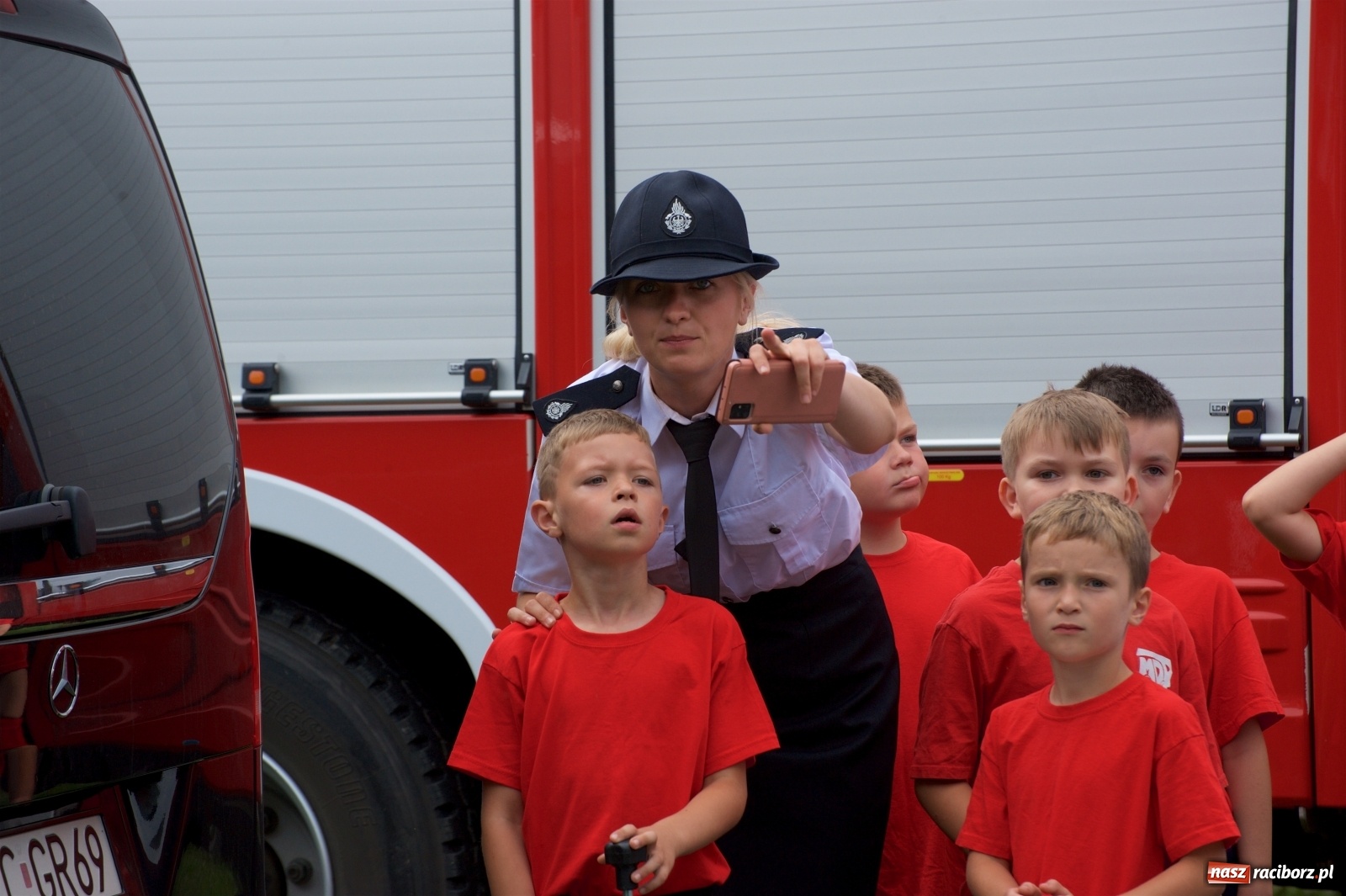 Zdjęcie w galerii na portalu naszraciborz.pl: Tak po strażacku bawiły się wczoraj Bieńkowice [FOTO] wiadomości z regionu