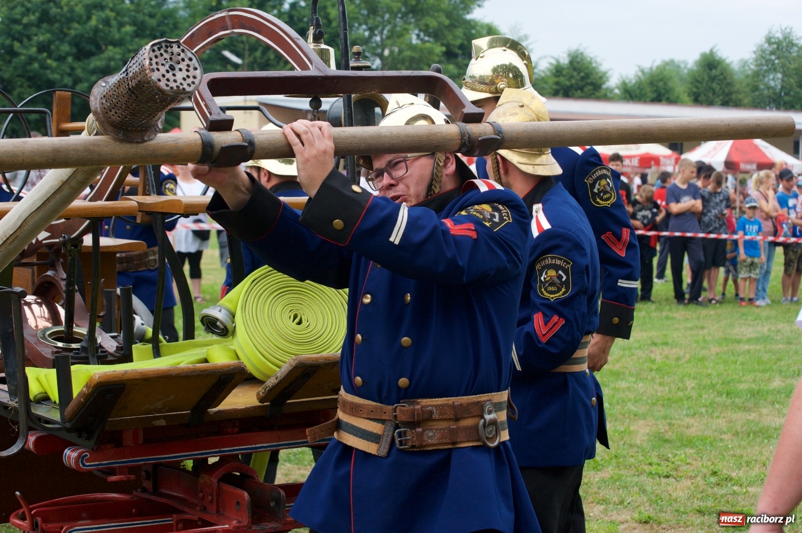 Zdjęcie w galerii na portalu naszraciborz.pl: Tak po strażacku bawiły się wczoraj Bieńkowice [FOTO] wiadomości z regionu