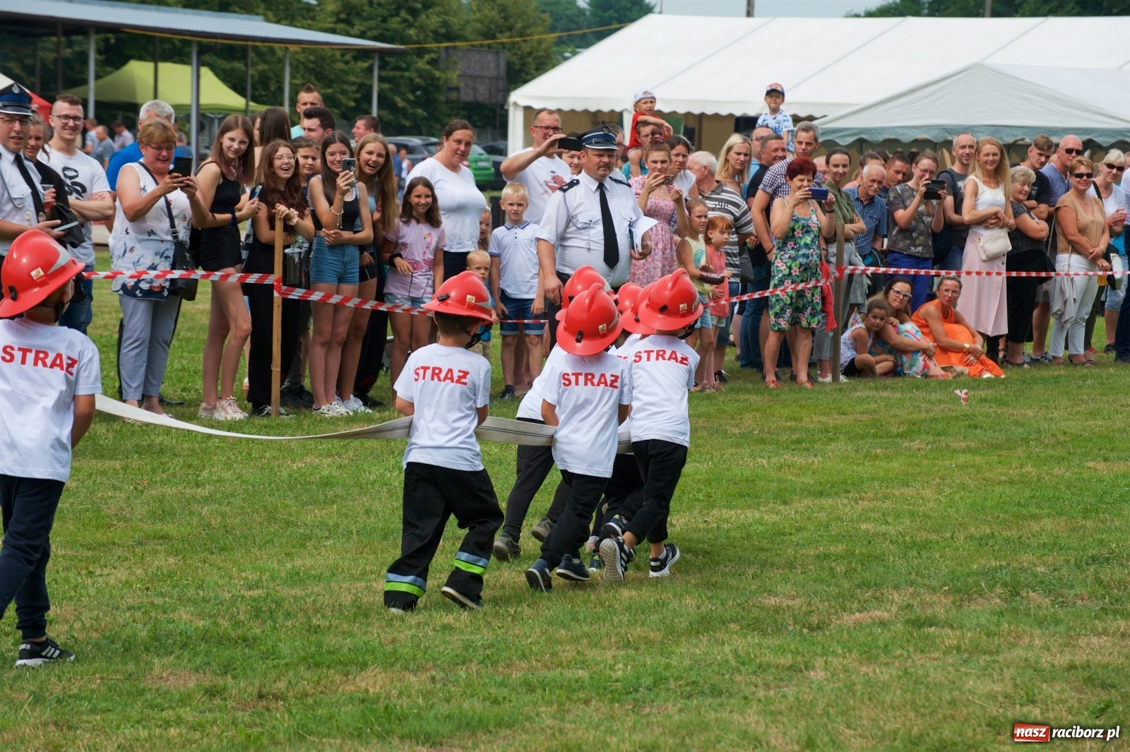 Zdjęcie w galerii na portalu naszraciborz.pl: Tak po strażacku bawiły się wczoraj Bieńkowice [FOTO] wiadomości z regionu