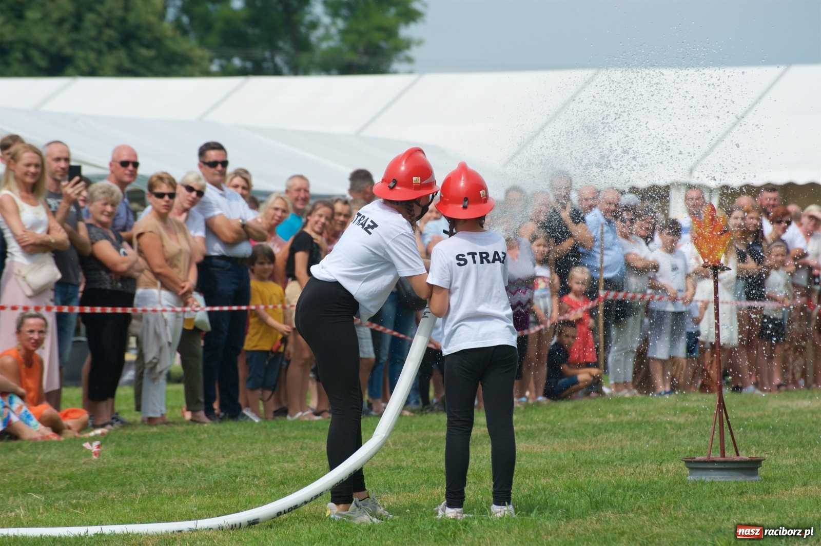 Zdjęcie w galerii na portalu naszraciborz.pl: Tak po strażacku bawiły się wczoraj Bieńkowice [FOTO] wiadomości z regionu