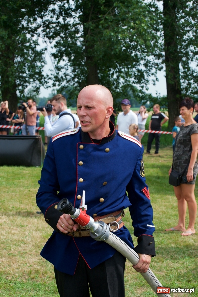 Zdjęcie w galerii na portalu naszraciborz.pl: Tak po strażacku bawiły się wczoraj Bieńkowice [FOTO] wiadomości z regionu