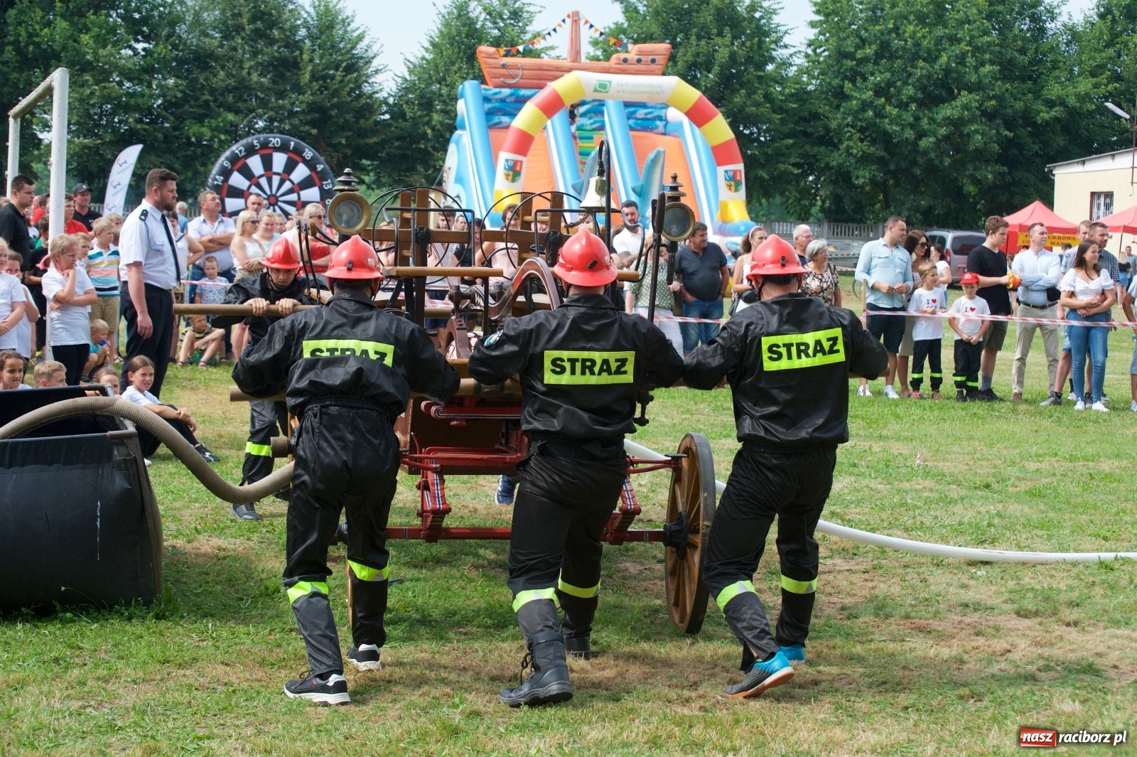Zdjęcie w galerii na portalu naszraciborz.pl: Tak po strażacku bawiły się wczoraj Bieńkowice [FOTO] wiadomości z regionu