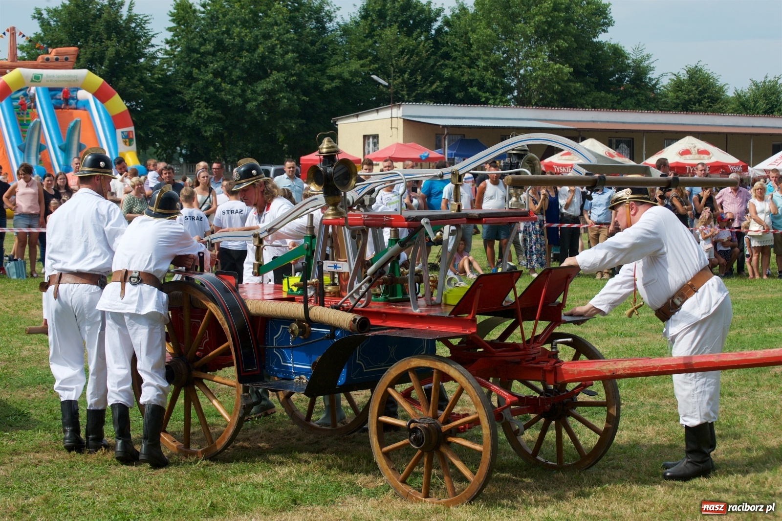 Zdjęcie w galerii na portalu naszraciborz.pl: Tak po strażacku bawiły się wczoraj Bieńkowice [FOTO] wiadomości z regionu