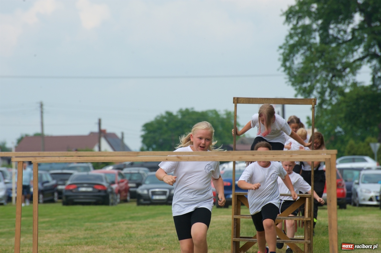 Zdjęcie w galerii na portalu naszraciborz.pl: Tak po strażacku bawiły się wczoraj Bieńkowice [FOTO] wiadomości z regionu