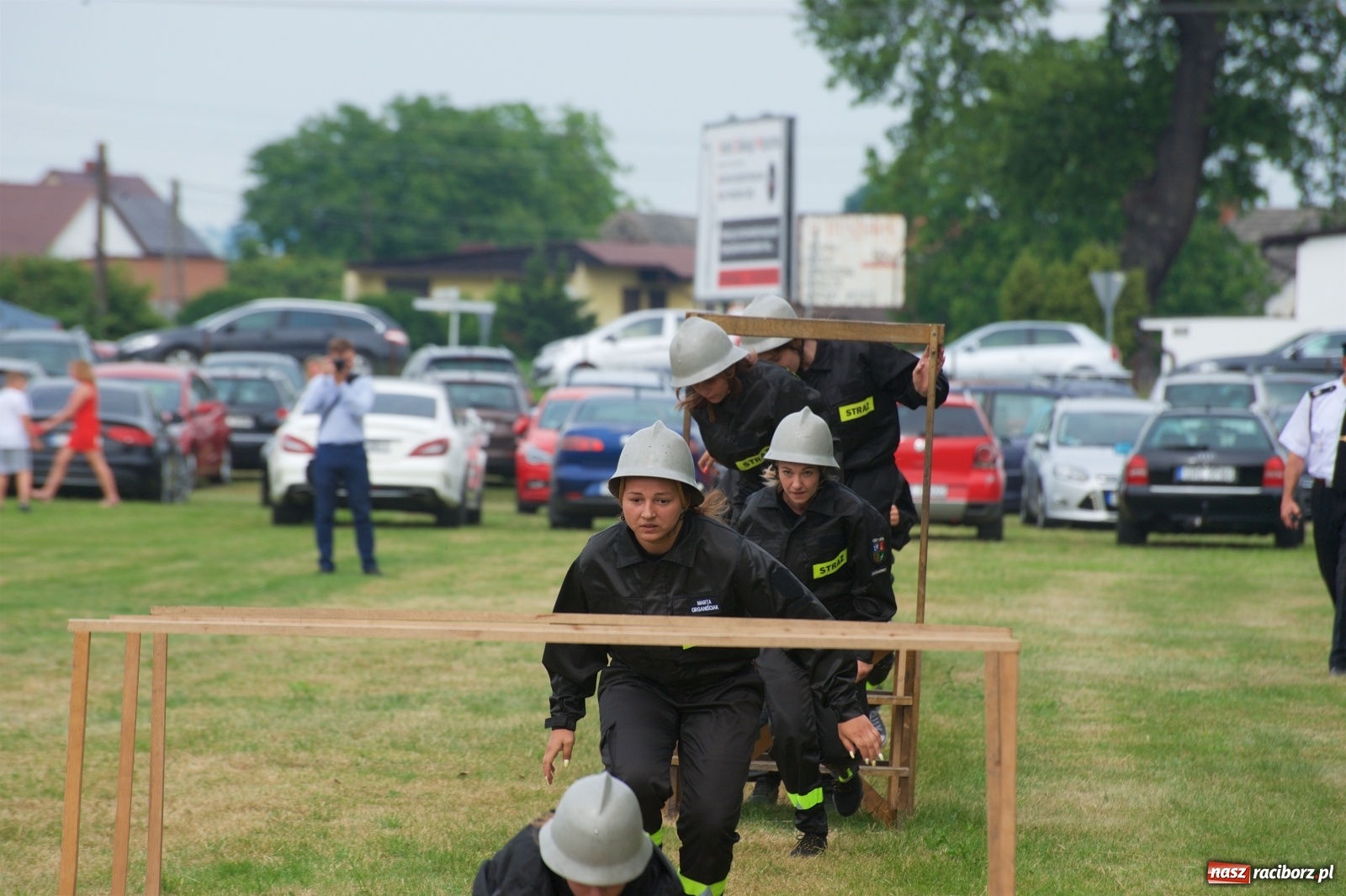 Zdjęcie w galerii na portalu naszraciborz.pl: Tak po strażacku bawiły się wczoraj Bieńkowice [FOTO] wiadomości z regionu