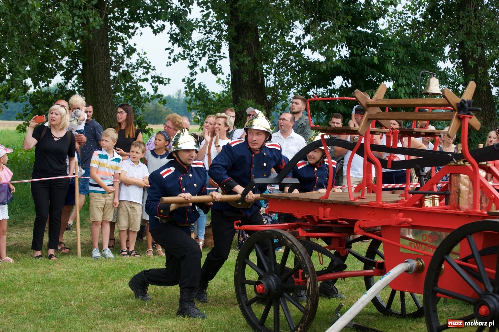 Zdjęcie w galerii na portalu naszraciborz.pl: Tak po strażacku bawiły się wczoraj Bieńkowice [FOTO] wiadomości z regionu