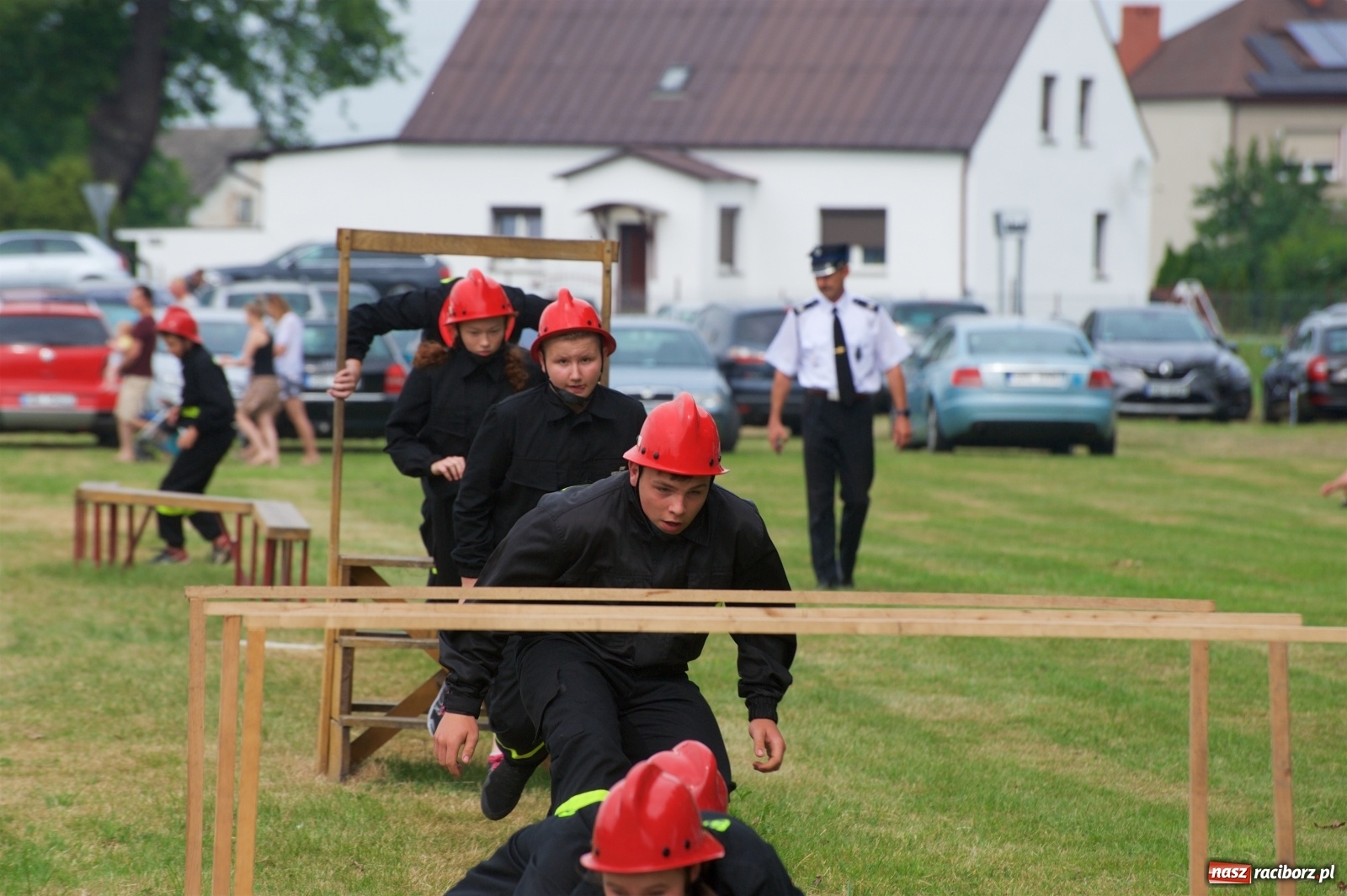 Zdjęcie w galerii na portalu naszraciborz.pl: Tak po strażacku bawiły się wczoraj Bieńkowice [FOTO] wiadomości z regionu