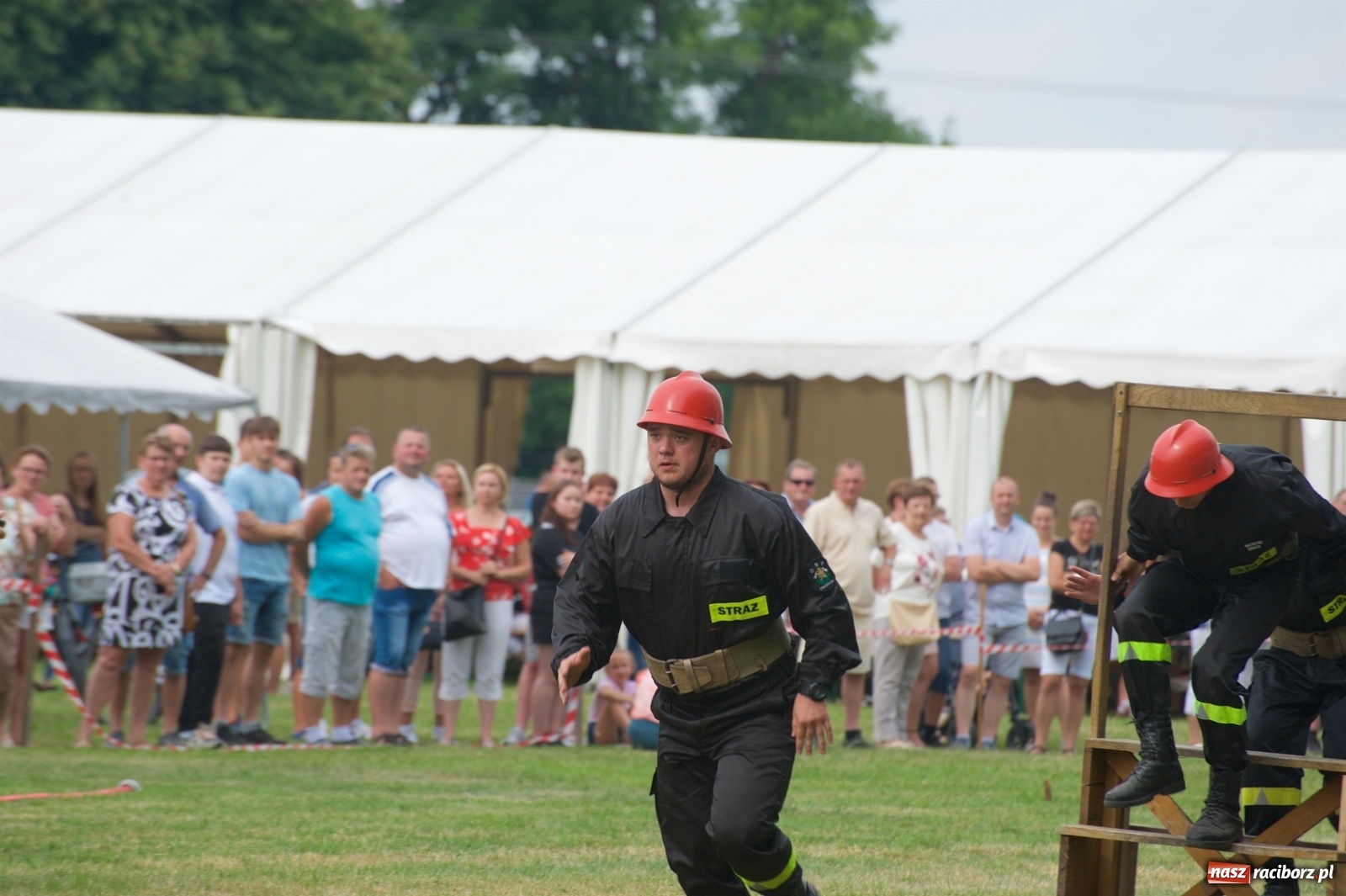 Zdjęcie w galerii na portalu naszraciborz.pl: Tak po strażacku bawiły się wczoraj Bieńkowice [FOTO] wiadomości z regionu