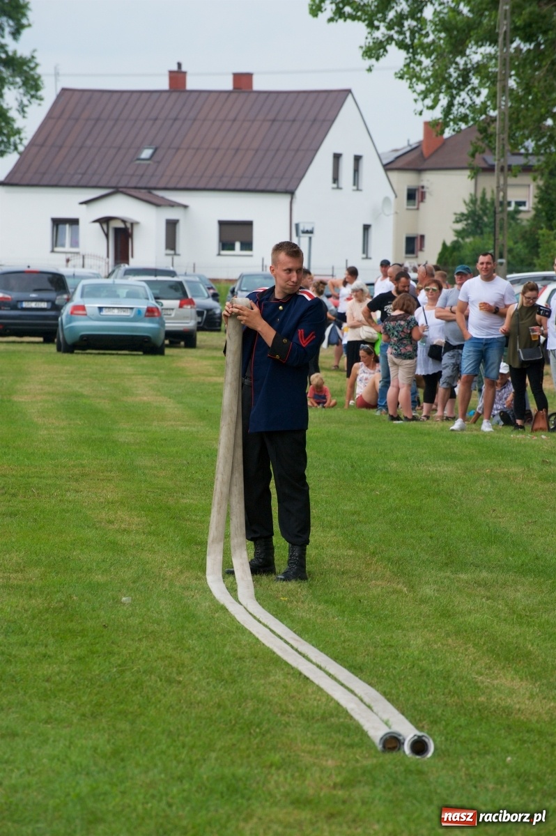 Zdjęcie w galerii na portalu naszraciborz.pl: Tak po strażacku bawiły się wczoraj Bieńkowice [FOTO] wiadomości z regionu