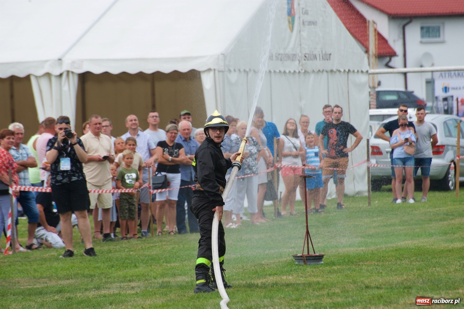 Zdjęcie w galerii na portalu naszraciborz.pl: Tak po strażacku bawiły się wczoraj Bieńkowice [FOTO] wiadomości z regionu