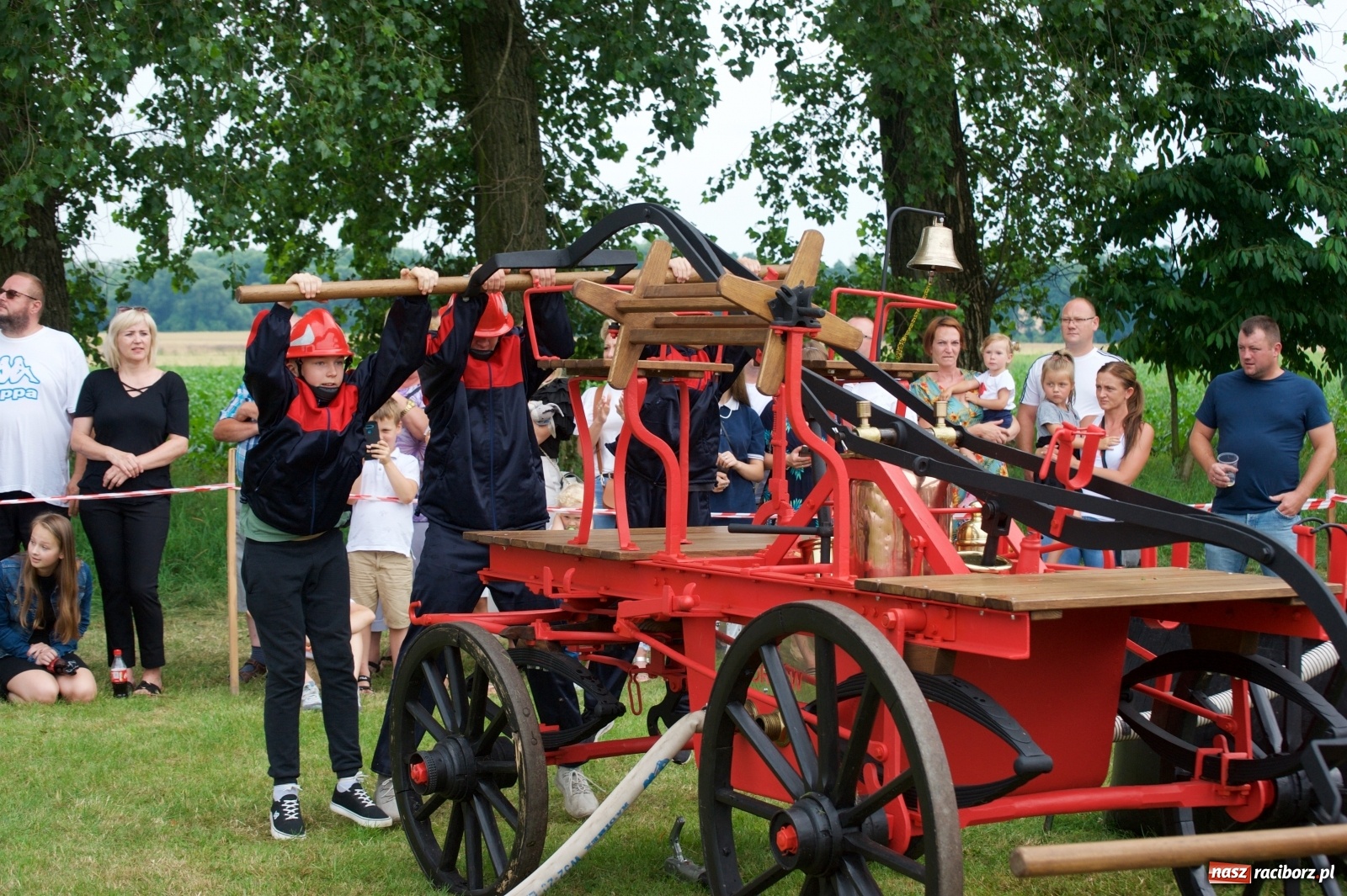 Zdjęcie w galerii na portalu naszraciborz.pl: Tak po strażacku bawiły się wczoraj Bieńkowice [FOTO] wiadomości z regionu