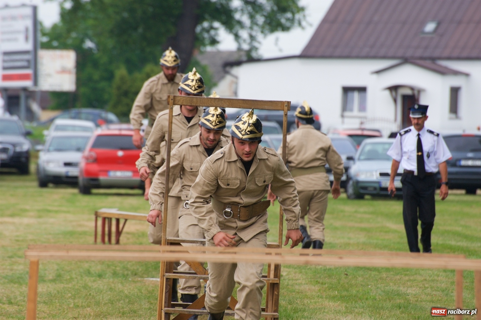 Zdjęcie w galerii na portalu naszraciborz.pl: Tak po strażacku bawiły się wczoraj Bieńkowice [FOTO] wiadomości z regionu