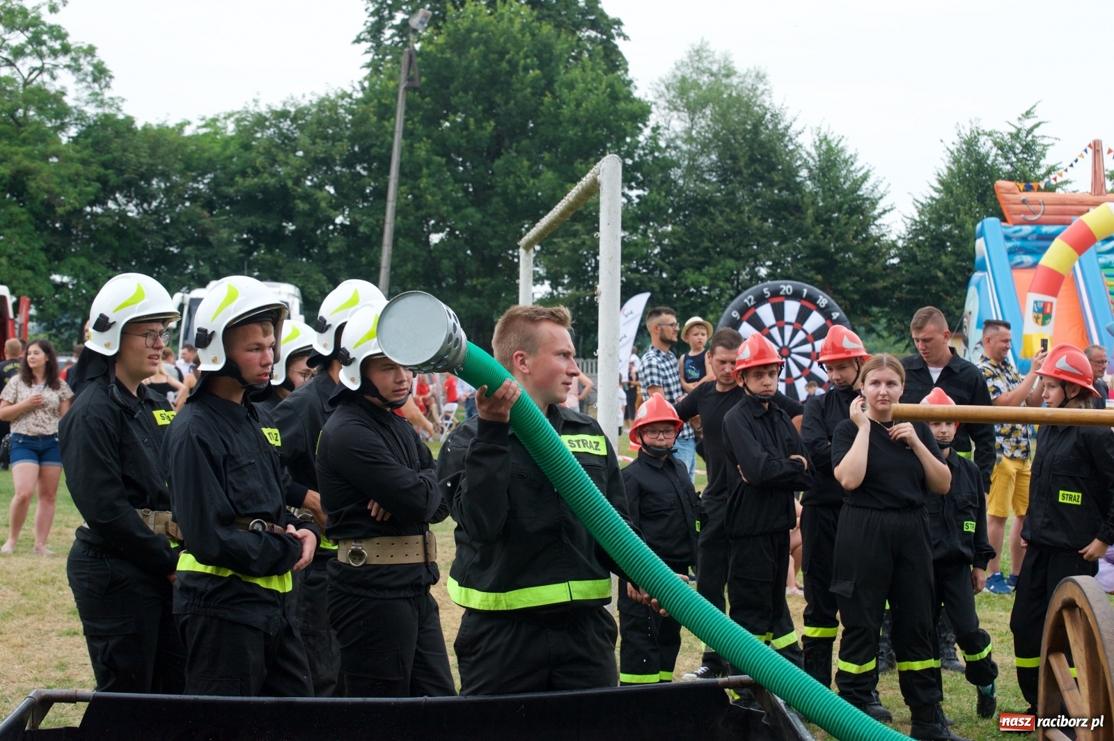 Zdjęcie w galerii na portalu naszraciborz.pl: Tak po strażacku bawiły się wczoraj Bieńkowice [FOTO] wiadomości z regionu
