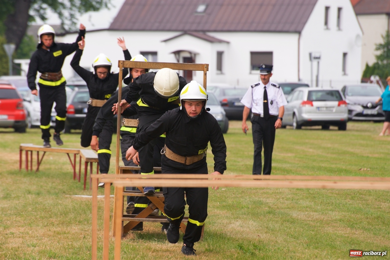 Zdjęcie w galerii na portalu naszraciborz.pl: Tak po strażacku bawiły się wczoraj Bieńkowice [FOTO] wiadomości z regionu