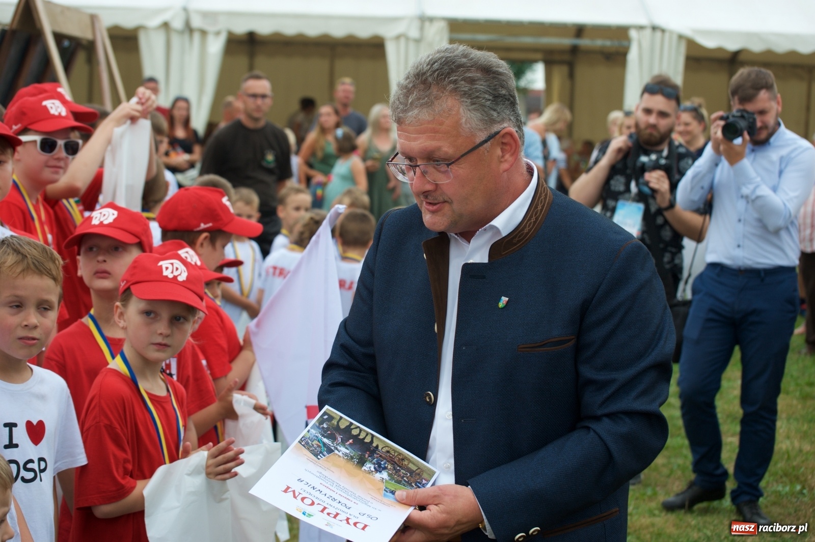 Zdjęcie w galerii na portalu naszraciborz.pl: Tak po strażacku bawiły się wczoraj Bieńkowice [FOTO] wiadomości z regionu