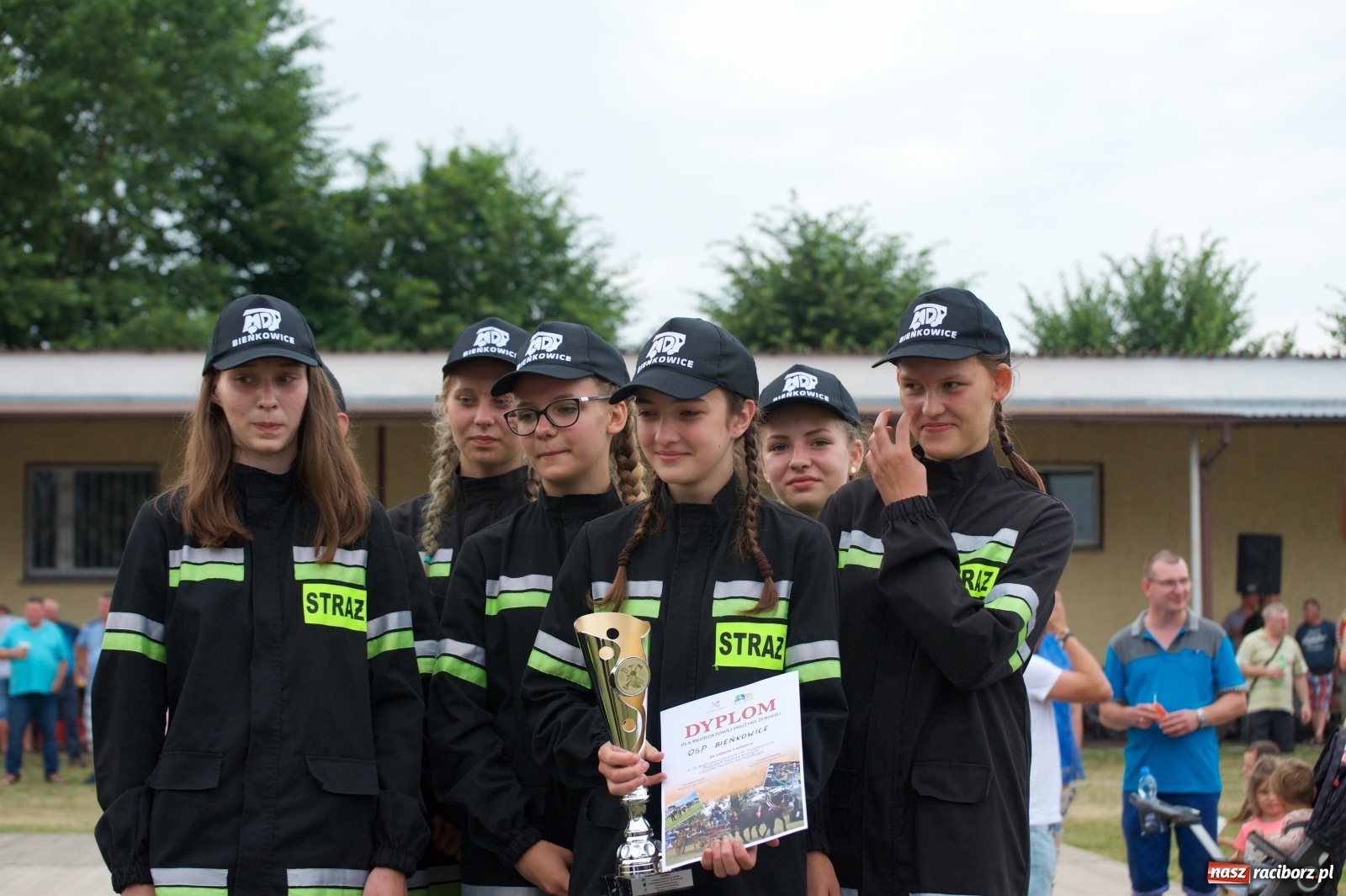 Zdjęcie w galerii na portalu naszraciborz.pl: Tak po strażacku bawiły się wczoraj Bieńkowice [FOTO] wiadomości z regionu